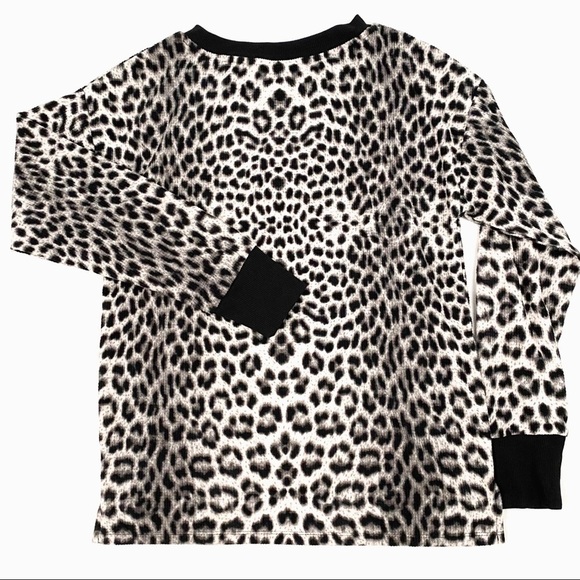 BETSEY JOHNSON pajama top - Picture 4 of 10